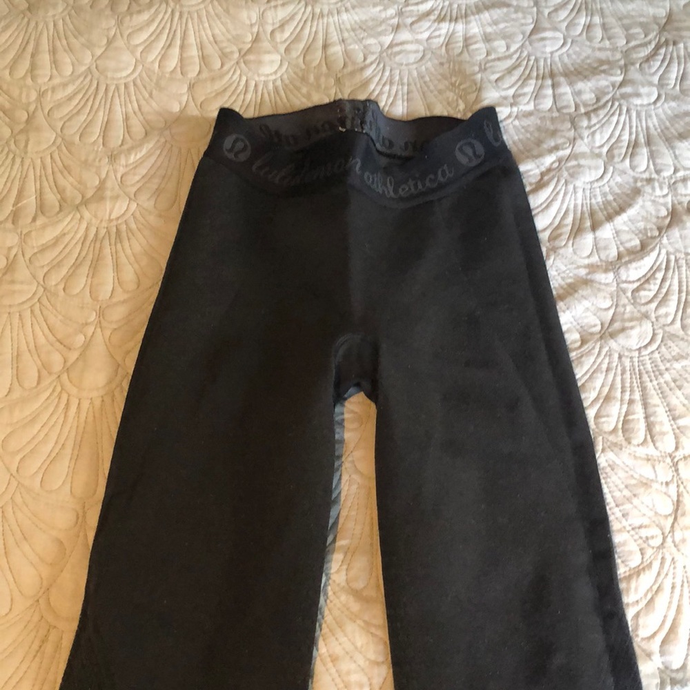 Lululemon size 6